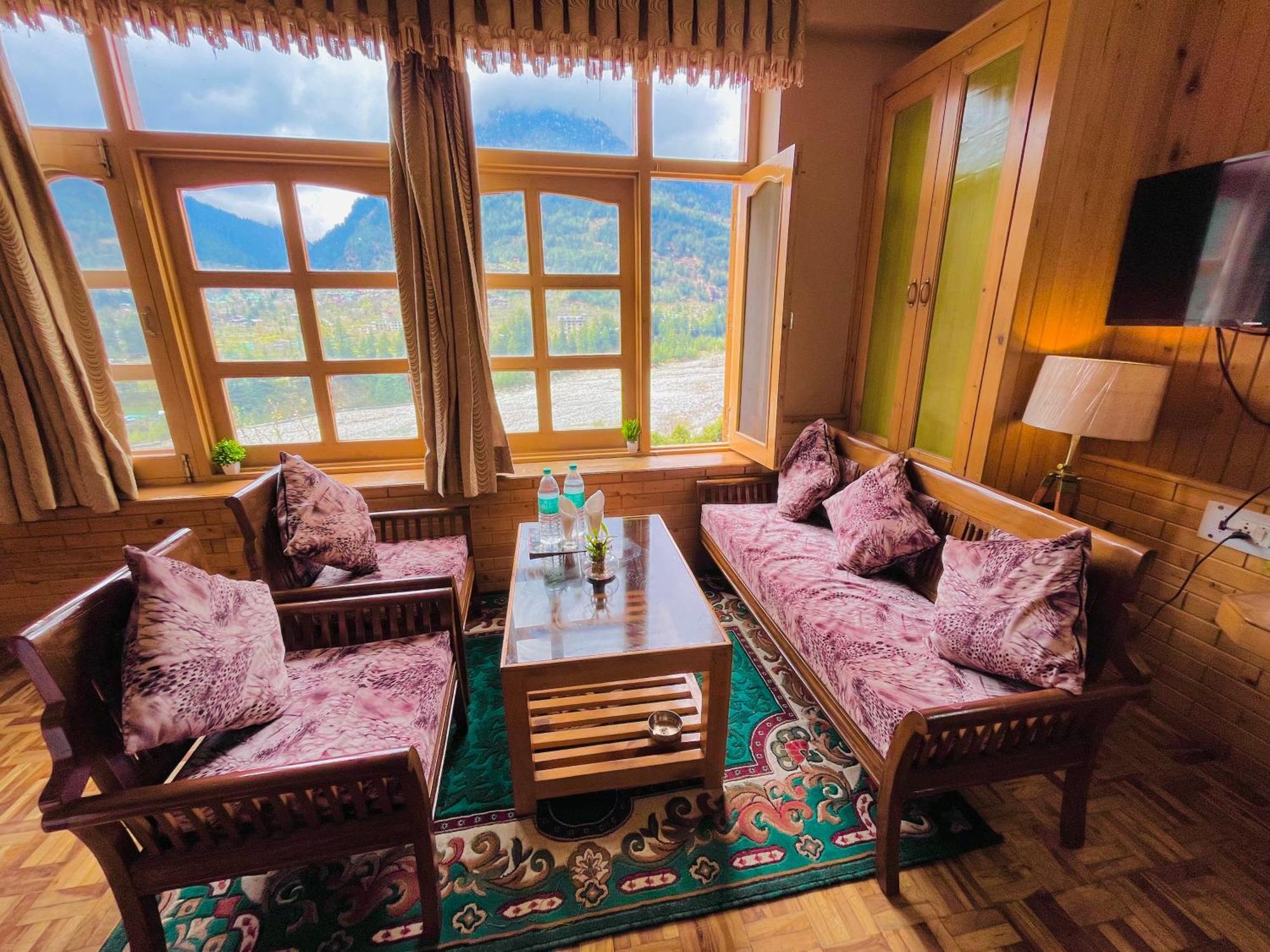 The Hollywood Vibes - #Riverview #Premium Rooms #Prime Location #Most Awarded #Parking #Top Rated #Open Terrace #Best Selling Hotel In Manali Eksteriør bilde