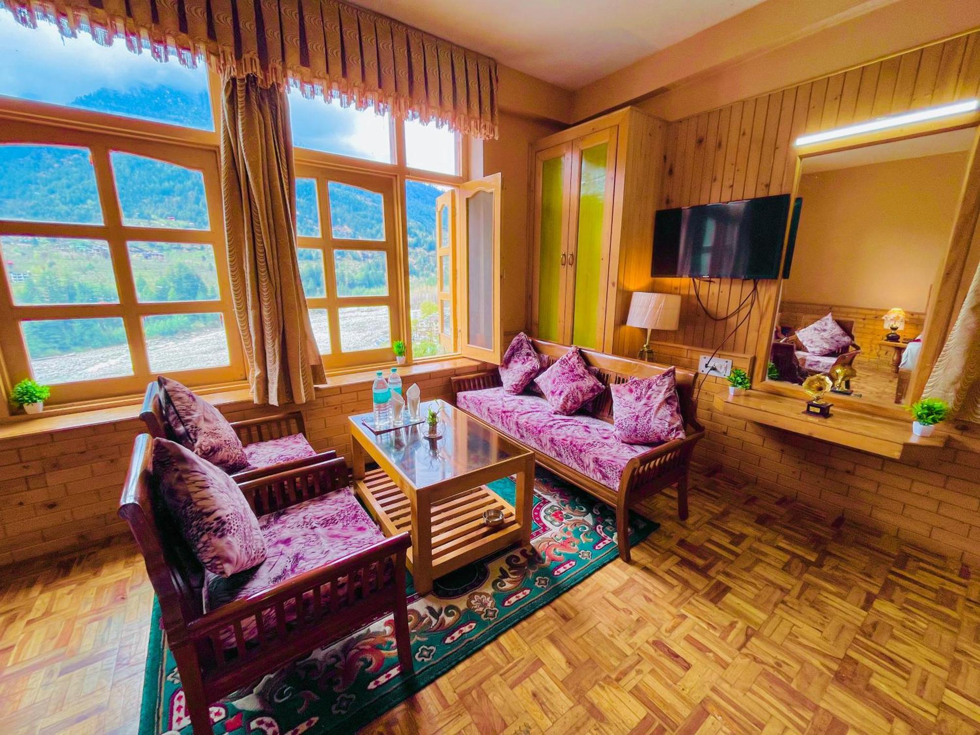The Hollywood Vibes - #Riverview #Premium Rooms #Prime Location #Most Awarded #Parking #Top Rated #Open Terrace #Best Selling Hotel In Manali Eksteriør bilde