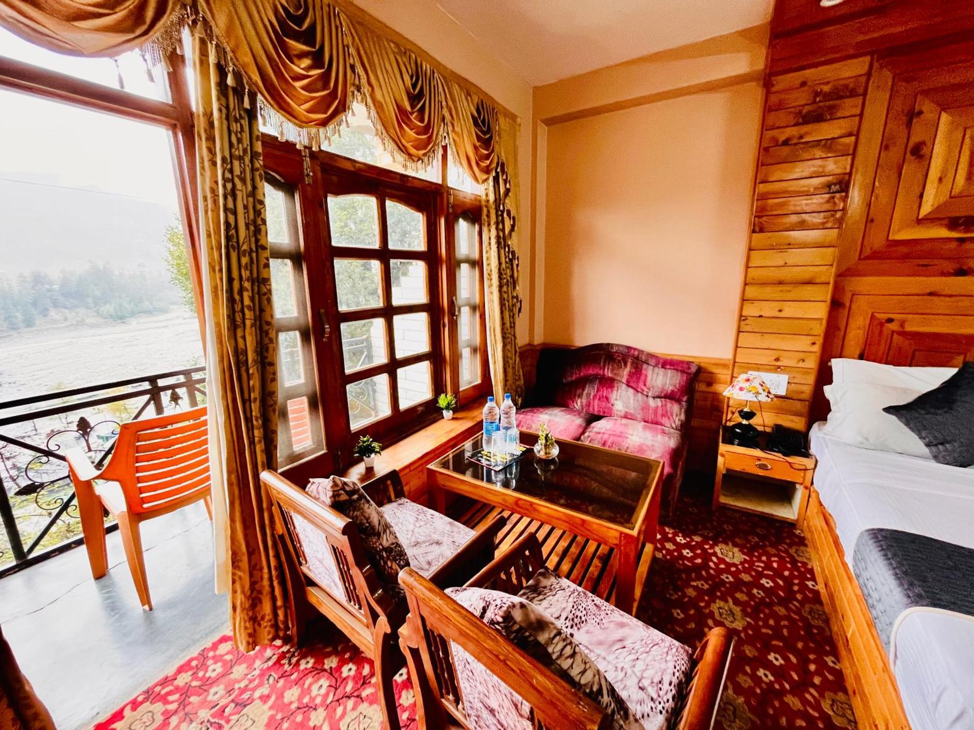 The Hollywood Vibes - #Riverview #Premium Rooms #Prime Location #Most Awarded #Parking #Top Rated #Open Terrace #Best Selling Hotel In Manali Eksteriør bilde