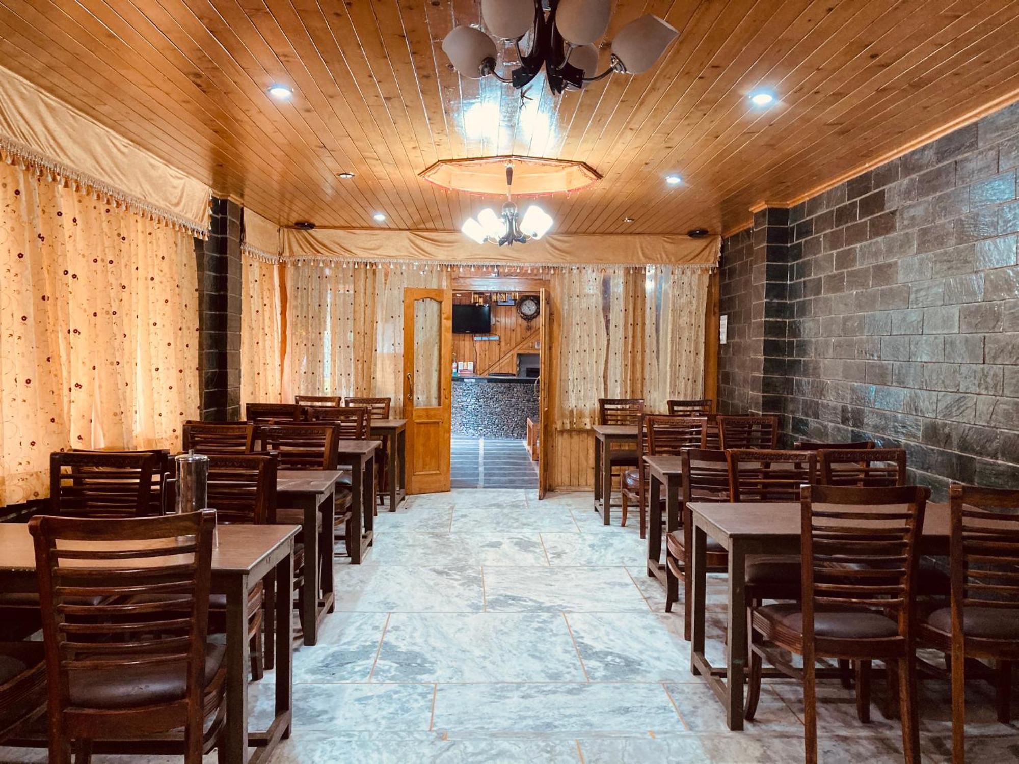 The Hollywood Vibes - #Riverview #Premium Rooms #Prime Location #Most Awarded #Parking #Top Rated #Open Terrace #Best Selling Hotel In Manali Eksteriør bilde
