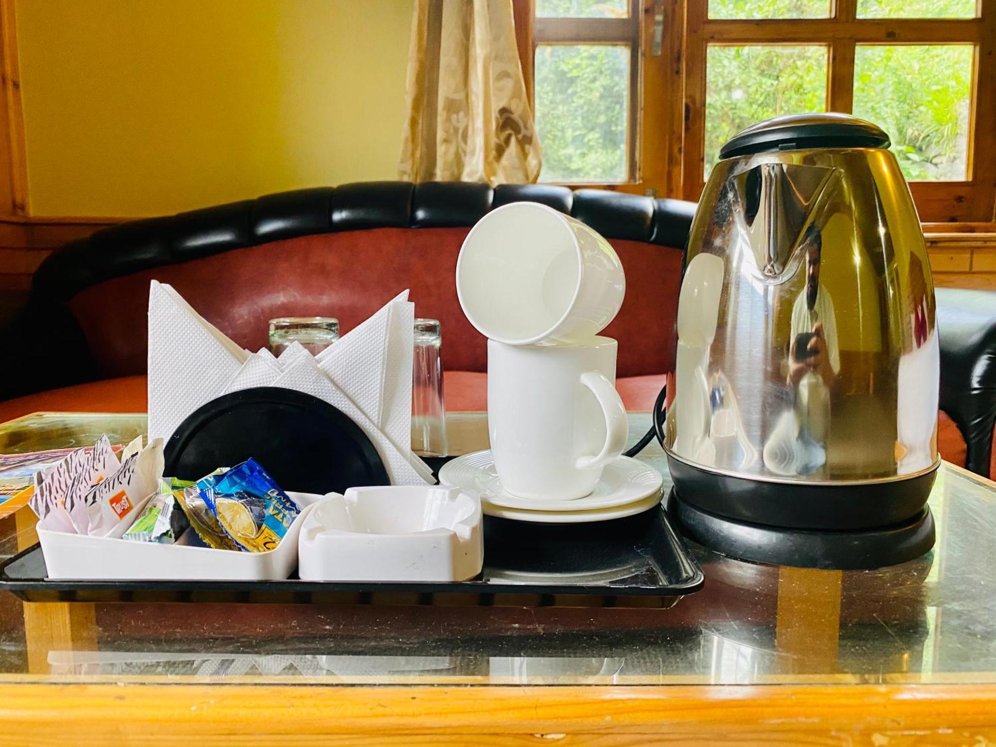 The Hollywood Vibes - #Riverview #Premium Rooms #Prime Location #Most Awarded #Parking #Top Rated #Open Terrace #Best Selling Hotel In Manali Eksteriør bilde